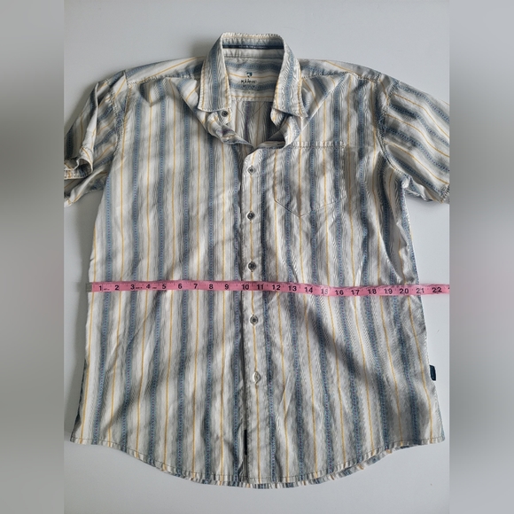 Kuhl Vertical Stripe Button Down Short Sleeve Shirt Size M - Picture 7 of 10